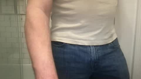 lvguynextdoor440656 online show from December 22, 3:13 am