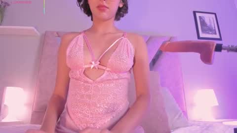 Lya Lee online show from December 17, 9:54 pm