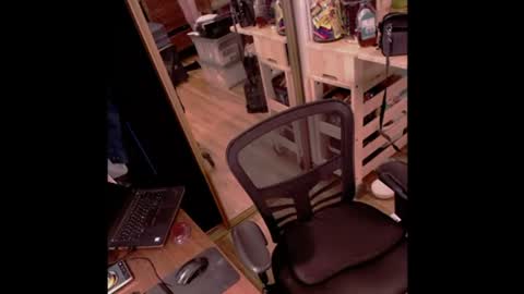 lycralover20 online show from June 14, 4:36 am