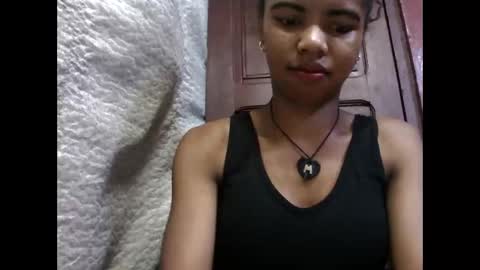 Snapshot of lydialarin chatting on September 27, 5:16 am Lydiah online show from September 27, 5:16 am
