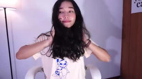 Lyhana Lee online show from January 9, 5:29 pm