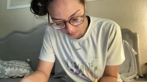 Olivia online show from February 9, 3:56 pm