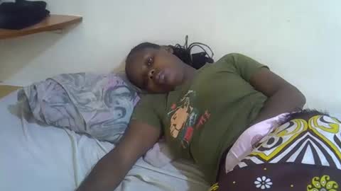 lyn_anna online show from February 18, 9:20 am