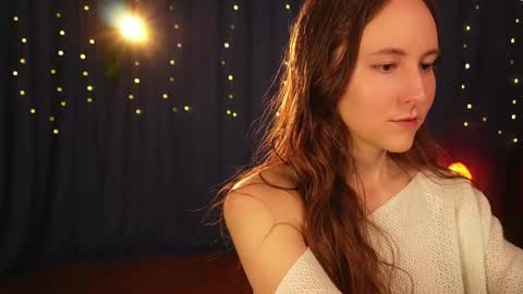 Snapshot of lynn_feline chatting on February 4, 10:00 am Lynn online show from February 4, 10:00 am