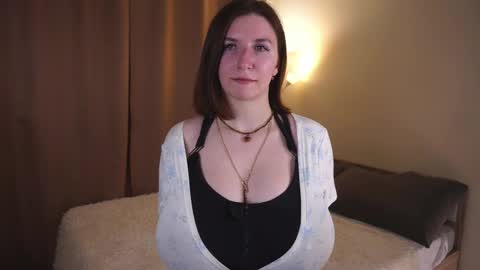 Lola online show from April 9, 5:40 pm