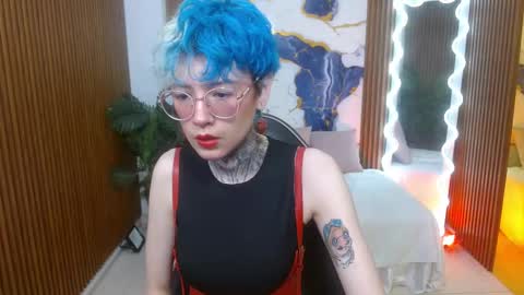 lyra_tay online show from March 1, 11:58 am