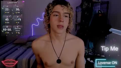 Lyric online show from February 6, 10:01 pm