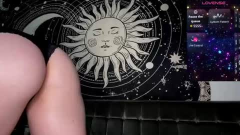 M0lly online show from July 13, 6:00 pm