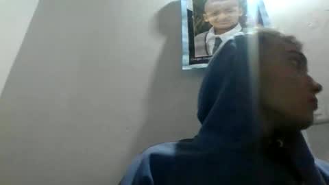 m0ntana777 online show from September 13, 10:28 am