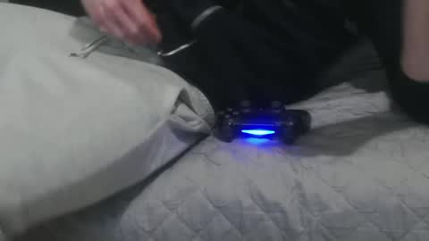 m4dh4tter24 online show from December 7, 9:06 pm