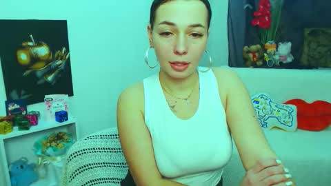 Vikki online show from February 3, 10:52 am