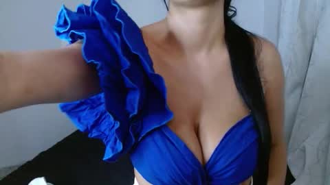 maaddy_thompson online show from October 30, 11:16 pm