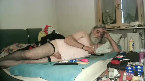 maax1970 online show from December 28, 3:59 pm