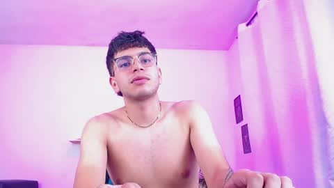 Max online show from April 14, 2:53 pm