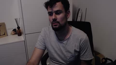 Machete online show from April 8, 6:33 pm