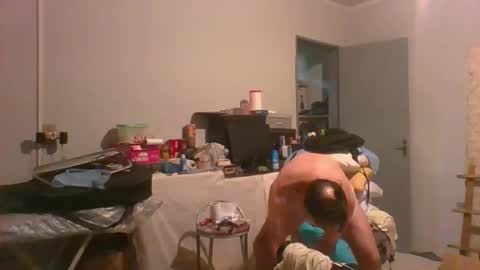 MACHOLIVRE online show from January 12, 2:24 pm