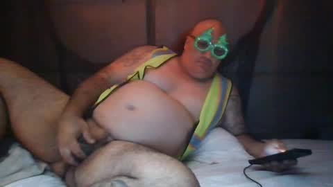 Snapshot of machuelbibliotecario chatting on December 2, 8:25 am machu el bibliotecario online show from December 2, 8:25 am