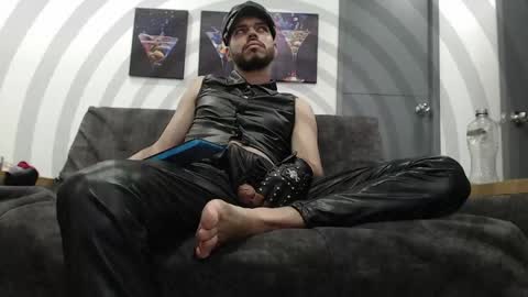 instagram mackdanielsx online show from May 14, 11:47 pm