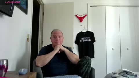 mackdocc001 online show from March 7, 3:12 pm