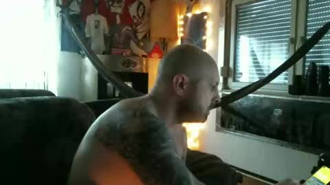 Manuel online show from January 4, 2:46 pm