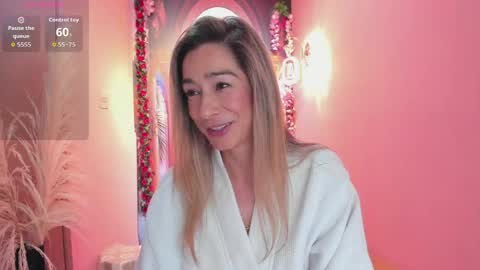 Dalila online show from June 2, 12:40 pm