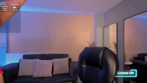 Maddison online show from December 18, 4:30 am