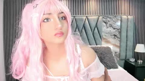 Snapshot of maddy_xoxo_hot chatting on October 25, 9:15 pm Maddy online show from October 25, 9:15 pm