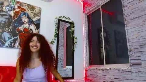 maddystone_ online show from February 13, 10:54 pm