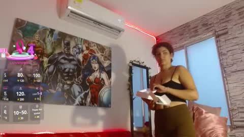 maddystone_ online show from March 10, 7:29 pm