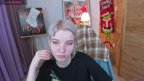 madelaines online show from January 6, 10:19 am