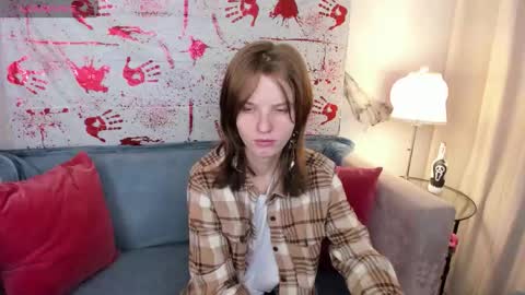 madelaines online show from October 28, 8:48 am