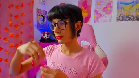 Madeline  online show from April 6, 12:06 pm