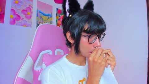 Madeline  online show from March 30, 5:18 am