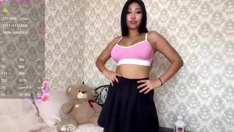 madelinekiss  online show from July 7, 3:52 am