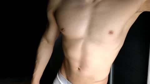 Sexyboymadison online show from May 9, 11:22 pm