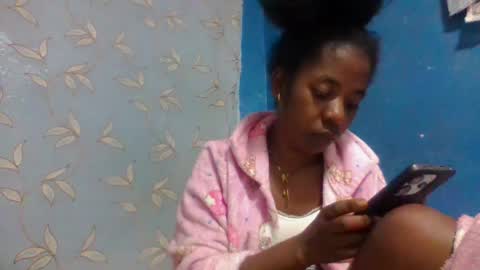 maella007 online show from June 3, 3:06 pm