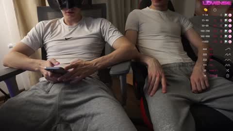 Snapshot of maestro3369 chatting on December 8, 2:30 pm Mike XMaestro 3369 online show from December 8, 2:30 pm