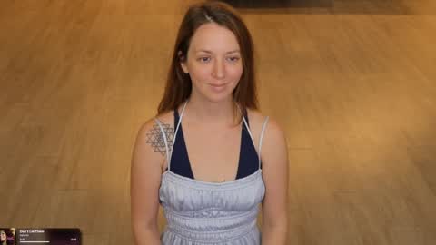 Mae online show from March 11, 7:28 pm