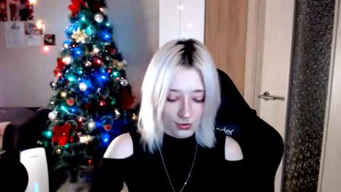 Sophia online show from January 11, 4:24 pm