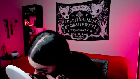 Magic Allie online show from March 28, 7:48 pm