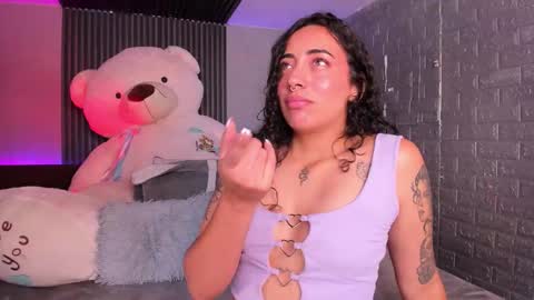 magic_ivone online show from February 11, 12:09 pm