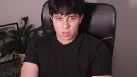 Tony Hoffa online show from April 18, 1:51 am