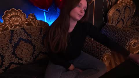 Emily online show from February 10, 3:59 pm