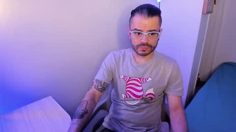     online show from March 17, 12:48 am