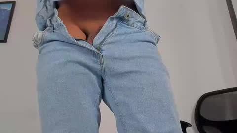 Magnusclark online show from April 9, 8:58 pm