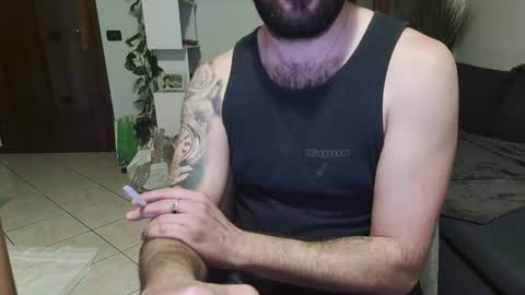 maialinofriuli online show from November 8, 6:33 pm