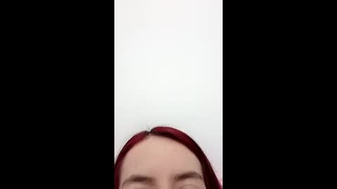 Snapshot of maiarosse_ chatting on February 23, 2:51 am MaiaRosse  online show from February 23, 2:51 am