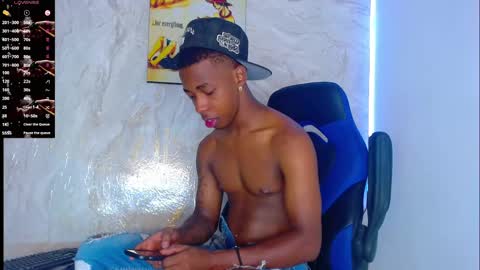 maicoljorda1 online show from October 15, 12:50 pm