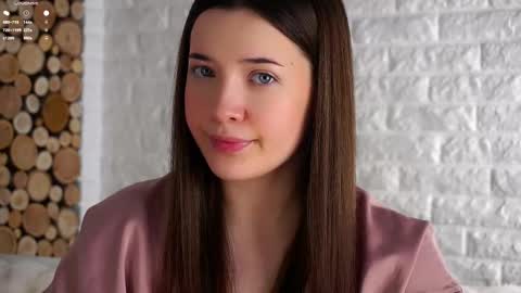 Lucy online show from October 3, 3:04 am