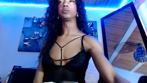 Bella Maidi online show from March 10, 4:46 pm